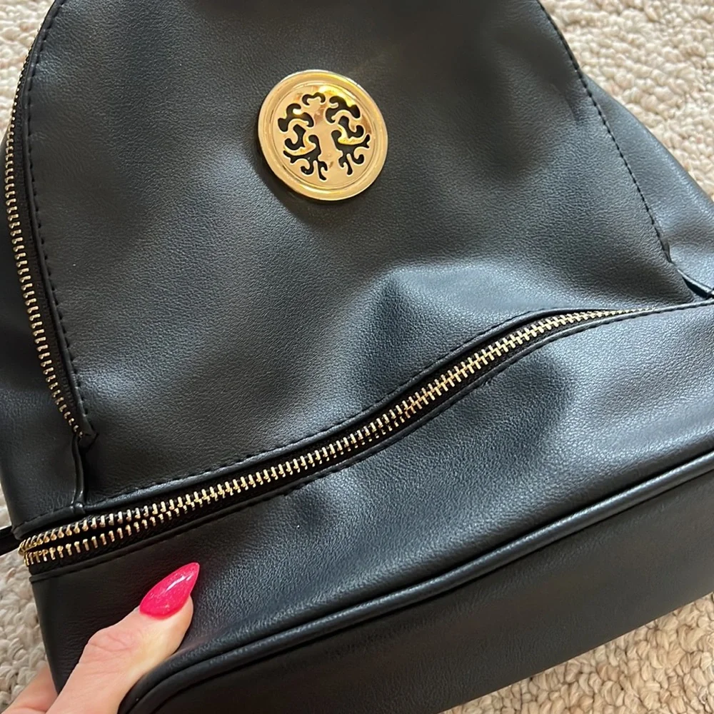 Back pack - Picture 4 of 7